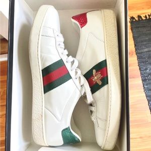 Size 9 Gucci Ace Sneaker with Bee